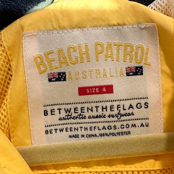 Beach Patrol Australia Size 4 - Picture 2 of 3
